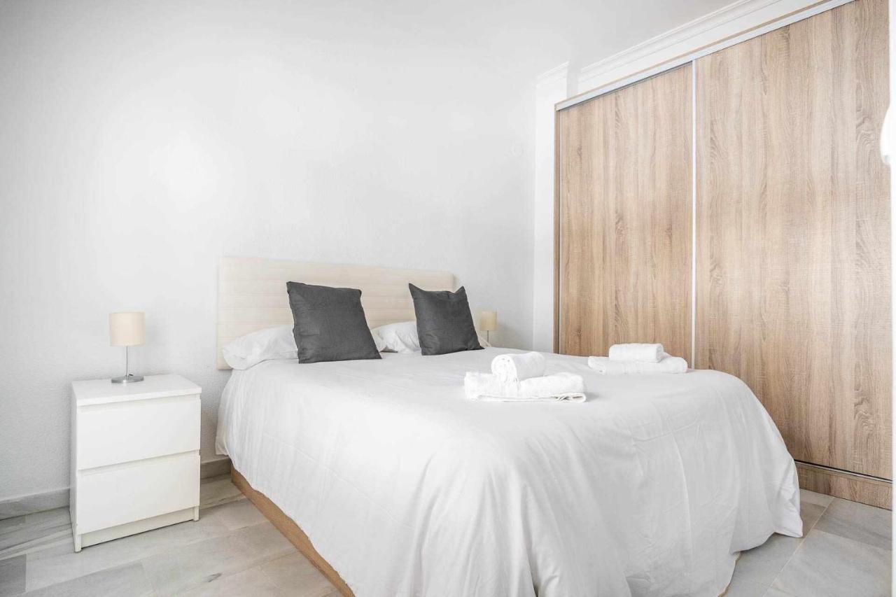 Comfy Away Appartement Sevilla Buitenkant foto