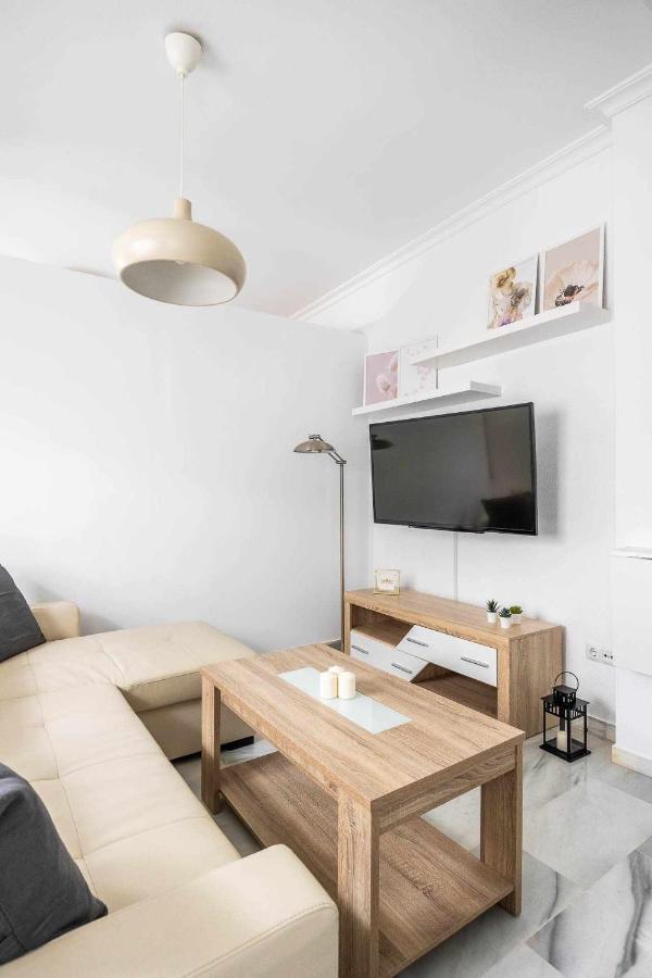 Comfy Away Appartement Sevilla Buitenkant foto